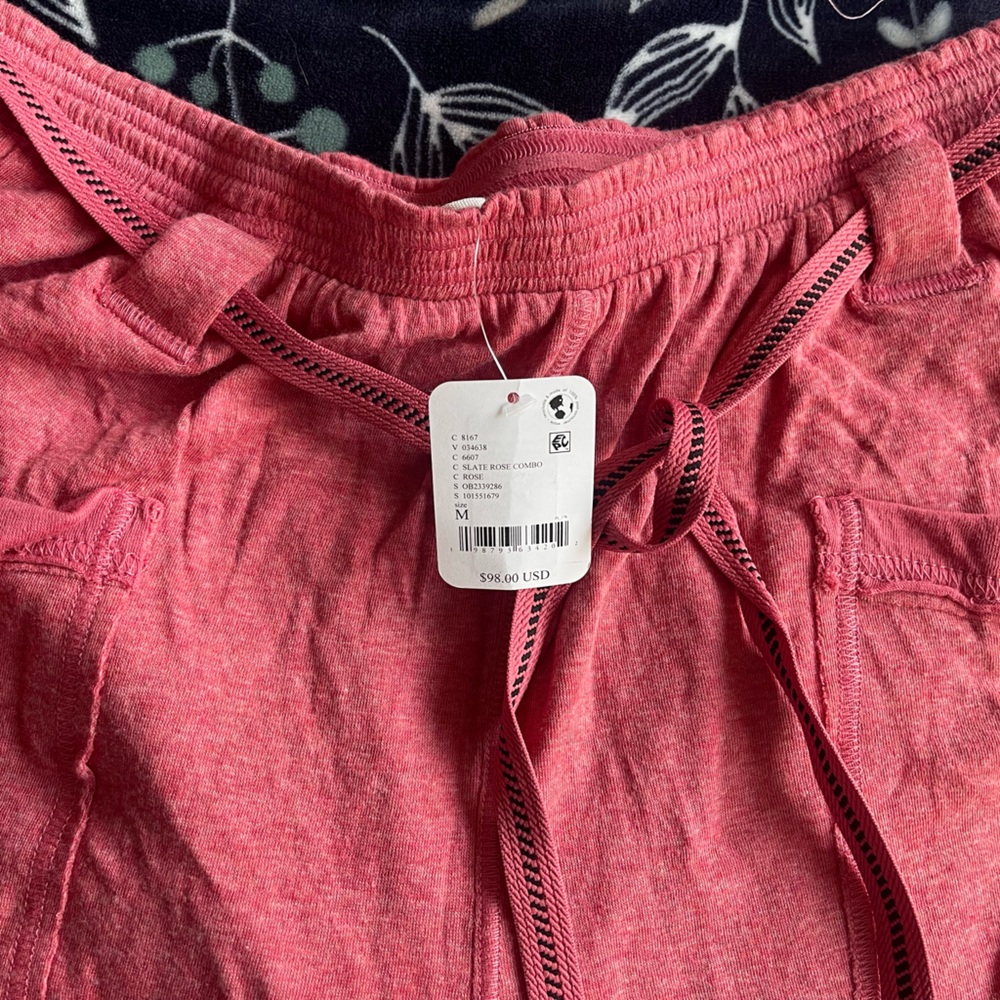 NWT Free People Wait A Minute Barrel Pants Dusty Rose Sz M - Picture 4 of 4